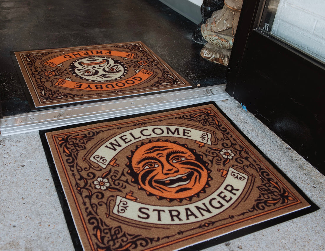 WELCOME STRANGER DOORMAT SET